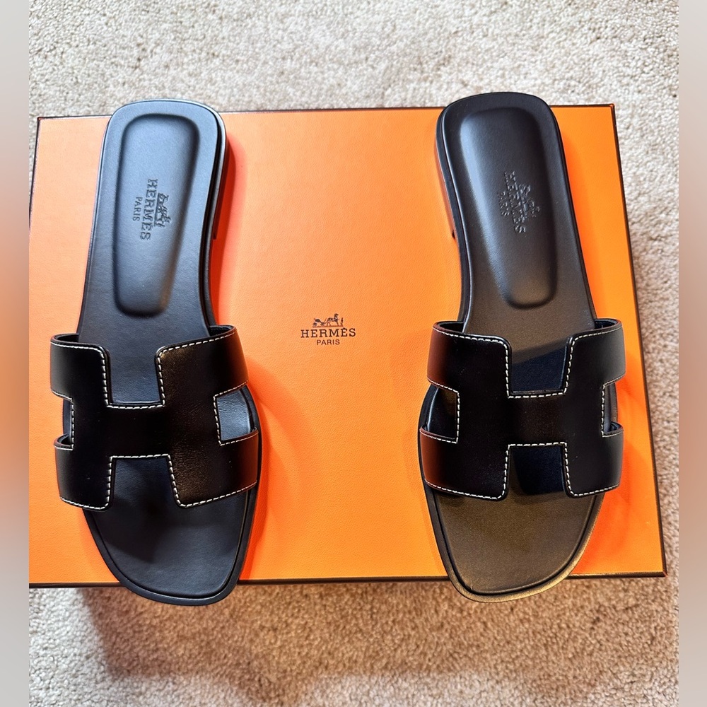 *SOLD*NWB Hermes Oran Sandals